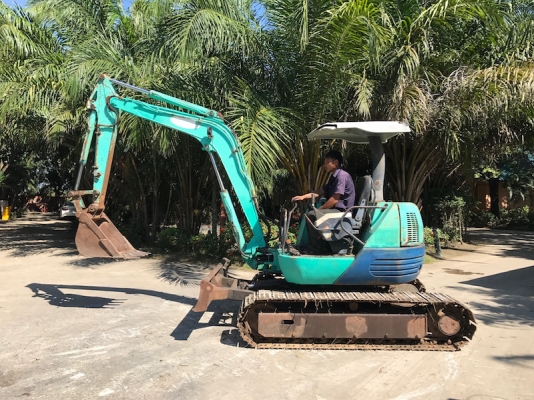 ขายแบคโฮIHI PC40JX(ลายหัวแย๊ก)พิมพ์นิยมเก่านอก100\%(ปั้มนิ้ว)(คอนโทลน้ำมัน)แน่นๆ เดิมจากญี่ปุ่น ทำงานสมบูรณ์ทุกระบบ รับรองไม่ผิดหวัง 285,000 เท่านั้น!!