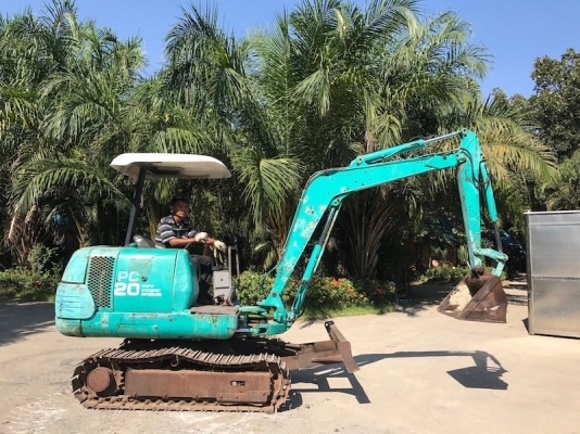 ขายKOMATSU PC20-7 คอนโทลน้ำมัน ปั้มแรง สวยเดิมจากญี่ปุ่น ทำงานสมบูรณ์ทุกระบบ รับรองไม่ผิดหวัง 245,000 เท่านั้น!!