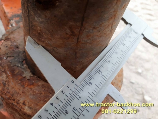 ขาย หัวคีบไม้ คีบเหล็ก แบบขากรรไกร พร้อมแกนสลัก สำหรับใส่รถขุด แบคโฮ PC 100 / 120 สภาพสวย เก่าญี่ปุ่นแท้ๆ