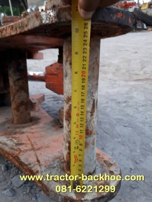 ขาย หัวคีบไม้ คีบเหล็ก แบบขากรรไกร พร้อมแกนสลัก สำหรับใส่รถขุด แบคโฮ PC 100 / 120 สภาพสวย เก่าญี่ปุ่นแท้ๆ