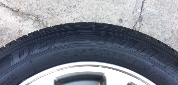 ล้อแม็ก Toyota Vios ขอบ 14 พร้อมยาง 175-65-14 ปลายปี 16 ดอกยางหนาปึกทุกเส้น