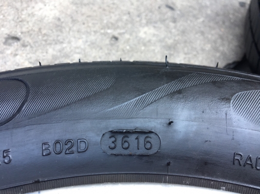 ล้อแม็ก Toyota Vios ขอบ 14 พร้อมยาง 175-65-14 ปลายปี 16 ดอกยางหนาปึกทุกเส้น