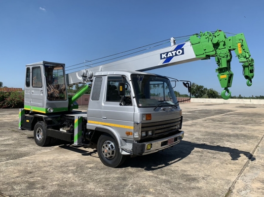 NK70M-PJ /NISSAN/FE6  *จดทะเบียนได้เลย*