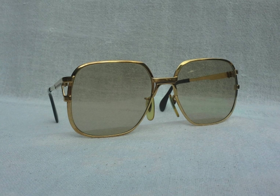 แว่นตาเยอรมันตะวันตก ยุค &#039;60s &#039;กรอบทอง KGP สีน้ำผึ้ง&#039; อะร้าอร่าม ! หายาก ! โคตรเลนส์ก