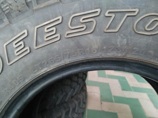 ยาง DEESTONE 265/75 R16 ปี 17 ใหม่มาก