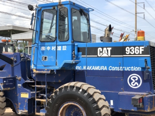 ขายรถตักล้อยาง CAT 936F นำเข้าเองจากญี่ปุ่น สภาพสวยพร้อมใช้ มีVDOการทำงานครับ ขายรถตักล้อยาง CAT 936F นำเข้าเองจากญี่ปุ่น สภาพสวยพร้อมใช้ มีVDOการทำงานครับ