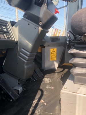 ขายรถตักล้อยาง KAWASAKI 65ZV-2 ปี 2012 (เทียบเท่า WA320) นำเข้าเองจากญี่ปุ่น สภาพสวยพร้อมใช้ มีVDOการทำงานครับ ขายรถตักล้อยาง KAWASAKI 65ZV-2 ปี 2012 (เทียบเท่า WA320) นำเข้าเองจากญี่ปุ่น สภาพสวยพร้อมใช้ มีVDOการทำงานครับ