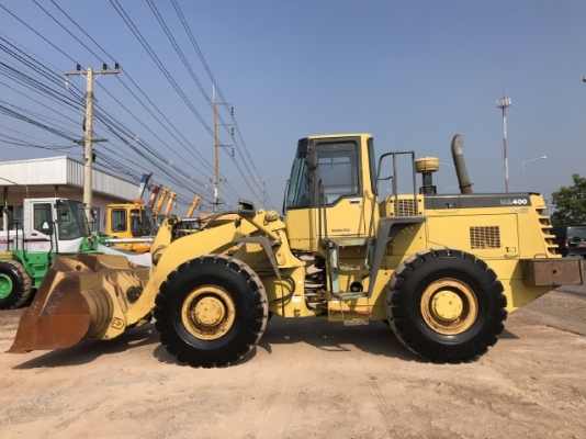 ขายรถตักล้อยาง KOMATSU WA400-3 นำเข้าเองจากญี่ปุ่น สภาพสวยพร้อมใช้ มีVDOการทำงานครับ
