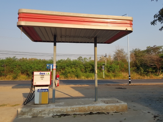 ขายตู้จ่ายน้ำมัน พร้อมโครงสร้าง พร้อมถัง 5000 ลิตร พร้อมป้ายราคาอุปกรณ์ทุกอย่าง