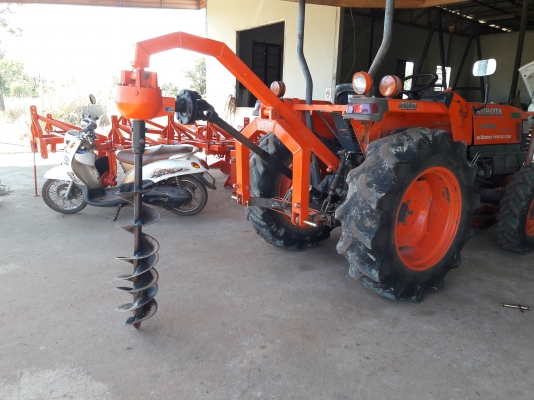 ขายหัวเจาะหลุมติดรถไถนั่งขับ