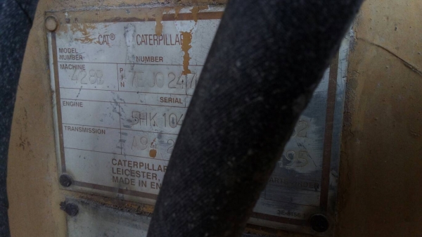 ขายรถตักหน้าขุดหลัง CAT