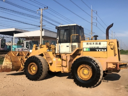 ขายรถตักล้อยาง TCM 865-2 (4,XXX ชั่วโมง) นำเข้าเองจากญี่ปุ่น สภาพสวยพร้อมใช้ มีVDOการทำงานครับ