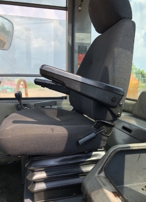 ขายรถตักล้อยาง TCM L40 แขนยาวพิเศษ นำเข้าเองจากญี่ปุ่น สภาพสวยพร้อมใช้ มีVDOการทำงานครับ