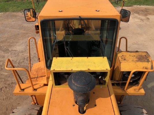 ขายรถตักล้อยาง TCM L40 แขนยาวพิเศษ นำเข้าเองจากญี่ปุ่น สภาพสวยพร้อมใช้ มีVDOการทำงานครับ