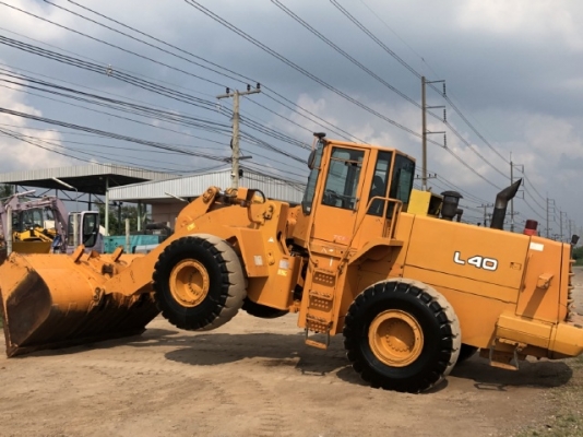 ขายรถตักล้อยาง TCM L40 แขนยาวพิเศษ นำเข้าเองจากญี่ปุ่น สภาพสวยพร้อมใช้ มีVDOการทำงานครับ