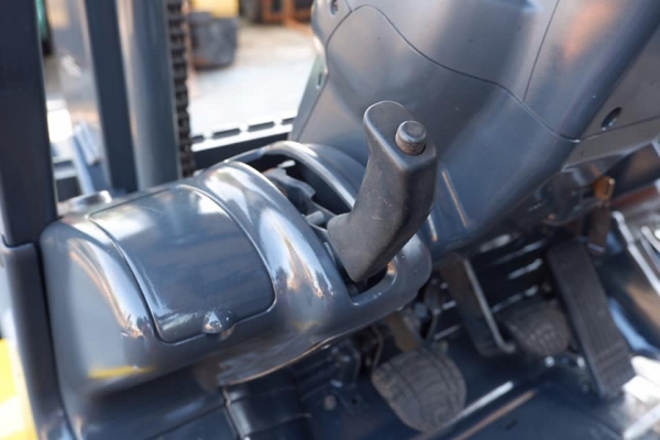 ขายรถฟอร์คลิฟท์เก่านอกนำเข้าจากญี่ปุ่น Komat&rsquo;su fg20-17