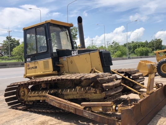 ขายรถดันดิน CAT D3C (4XX ชั่วโมง) นำเข้าเองจากญี่ปุ่น สภาพสวยพร้อมใช้ มีVDOการทำงานครับ