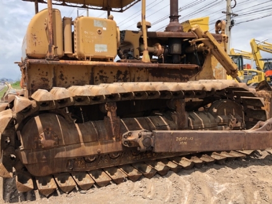 ขายรถดันดิน KOMATSU D80P-12 (D8) นำเข้าเองจากญี่ปุ่น สภาพสวยพร้อมใช้ มีVDOการทำงานครับ