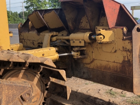ขายรถดันดิน CAT D5M (5,XXX ชั่วโมง) นำเข้าเองจากญี่ปุ่น สภาพสวยพร้อมใช้ มีVDOการทำงานครับ