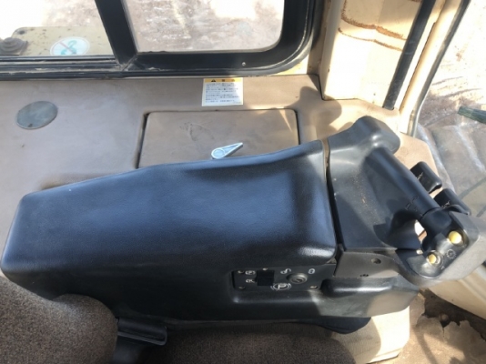 ขายรถดันดิน CAT D5M (5,XXX ชั่วโมง) นำเข้าเองจากญี่ปุ่น สภาพสวยพร้อมใช้ มีVDOการทำงานครับ