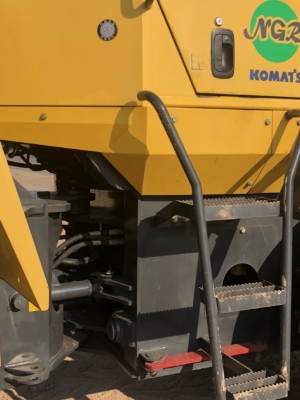 ขายรถตักล้อยาง KOMATSU WA100-5 แขนยาวพิเศษ นำเข้าเองจากญี่ปุ่น สภาพสวยพร้อมใช้ มีVDOการทำงานครับ