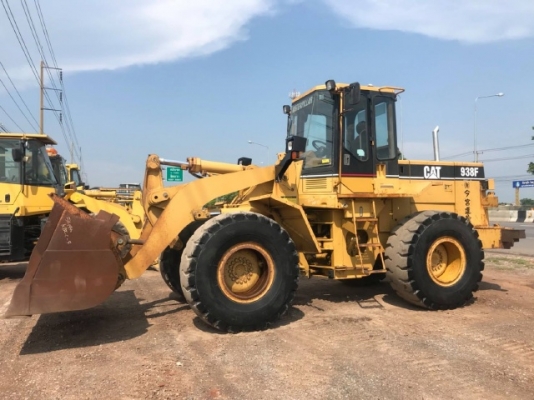 ขายรถตักล้อยาง CAT 938F นำเข้าเองจากญี่ปุ่น สภาพสวยพร้อมใช้ มีVDOการทำงานครับ