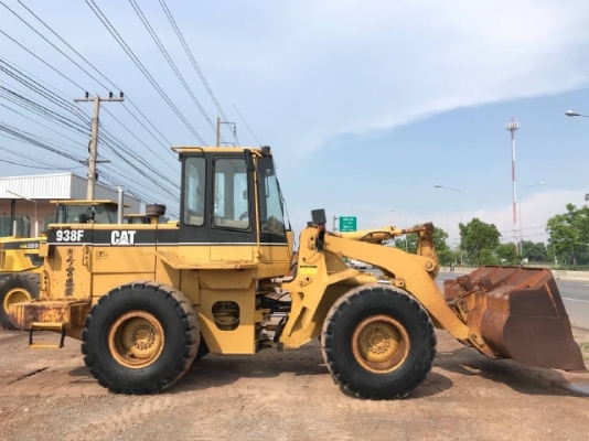 ขายรถตักล้อยาง CAT 938F นำเข้าเองจากญี่ปุ่น สภาพสวยพร้อมใช้ มีVDOการทำงานครับ