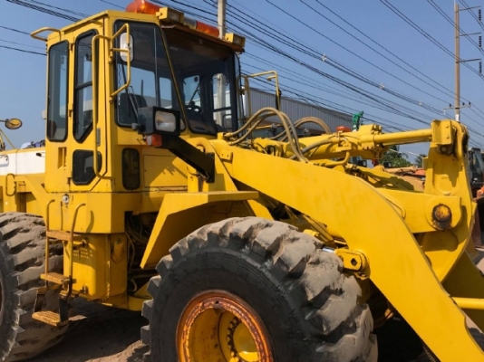 ขายรถตักล้อยาง CAT 950F มีใบมีดดัน นำเข้าเองจากญี่ปุ่น สภาพสวยพร้อมใช้ มีVDOการทำงานครับ