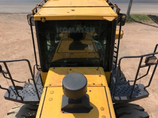 ขายรถตักล้อยาง KOMATSU WA470-6 ปี 2010 นำเข้าเองจากญี่ปุ่น สภาพสวยพร้อมใช้ มีVDOการทำงานครับ