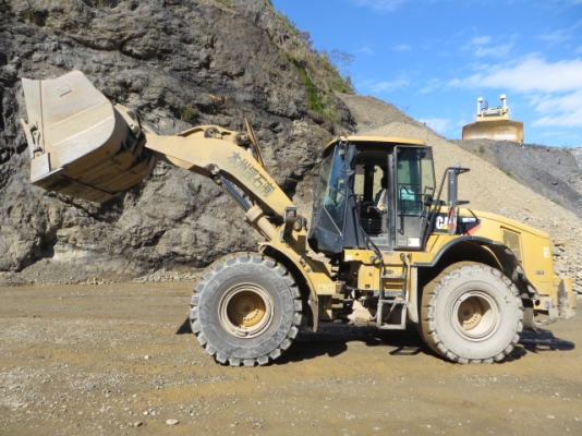 ขายรถตักล้อยาง CAT 962H ปี 2011 นำเข้าเองจากญี่ปุ่น สภาพสวยพร้อมใช้ ถึงเร็วๆนี้ครับ