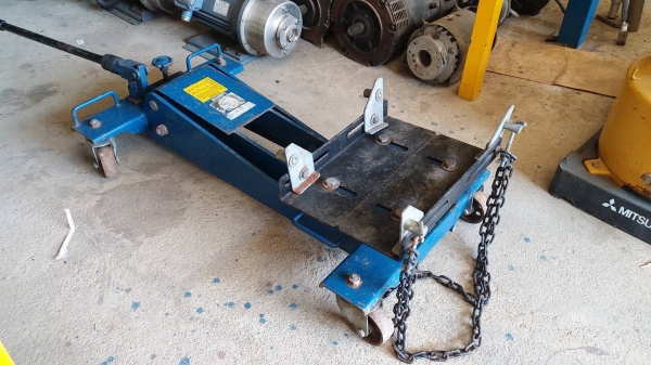 แม่แรงยกเกียร์ 1 ตัน