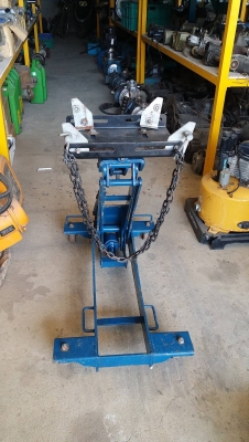 แม่แรงยกเกียร์ 1 ตัน