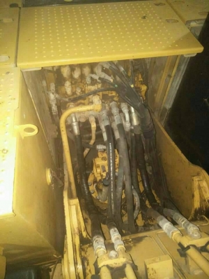 ขายรถแบคโฮ CAT 312 D2 เอกสารอินวอย ไมล์ 12000 ราคา 1450000