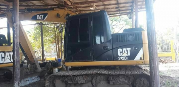 ขายรถแบคโฮ CAT 312 D2 เอกสารอินวอย ไมล์ 12000 ราคา 1450000