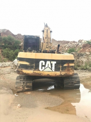 ขายรถแบคโฮ CAT 320 V2 ไม่มีเอกสาร ราคา 350000