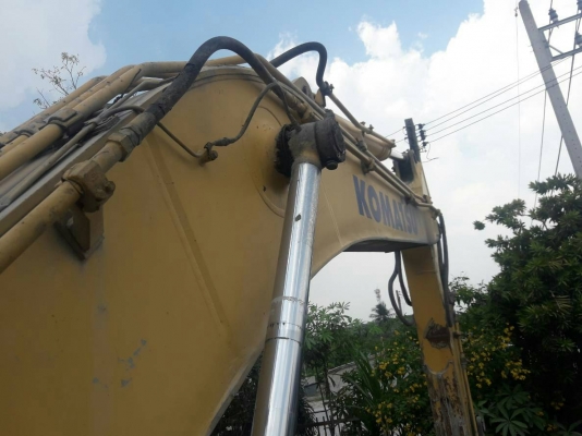 ขายรถแบคโฮ KOMATSU PC300-6E ราคา 750000
