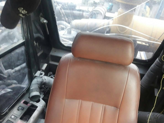 ขายรถแบคโฮ KOMATSU PC300-6E ราคา 750000