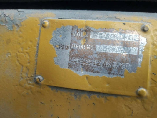 ขายรถแบคโฮ KOMATSU PC300-6E ราคา 750000