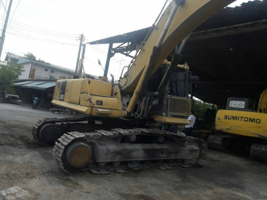 ขายรถแบคโฮ KOMATSU PC300-6E ราคา 750000