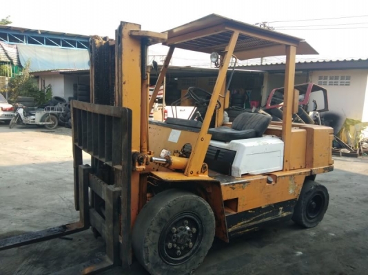 อาร์ ซี เอช  โฟรคลิฟท์  ขาย โคมัสสุ 3.5ตัน