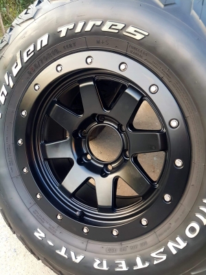 ขายล้อพร้อมยาง AT 265/70/16 สวยๆ