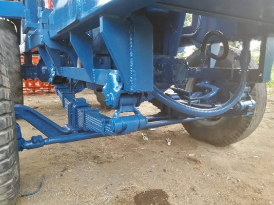 รถคีบอ้อย FORD 6600 คีบต่อใหม่ มีเล่มทะเบียน  โทร.087-0036073 , 087-0095126