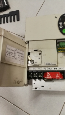 อินเวอร์เตอร์10แรง380v 7.5kwใช้งานปกติ inverter มีประกัน