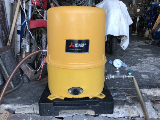 ขายปั๊มน้ำอัตโนมัติ Mitsubishi 300W หายาก สภาพสวย ตรวจเช็คแรงดันเรียบร้อย ไม่มีรั่วซึม พร้อมใช้งาน ราคา 3,500 บาทพร้อมส่ง