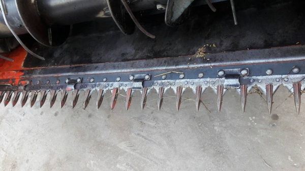 ขายครับ DC 60 ปี55 เกลียวดัน คอปริง ตู้เบา 19xx ชม.สนใจ 089-1860202 ครับ