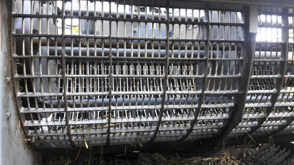 ขายครับ DC 60 ปี55 เกลียวดัน คอปริง ตู้เบา 19xx ชม.สนใจ 089-1860202 ครับ