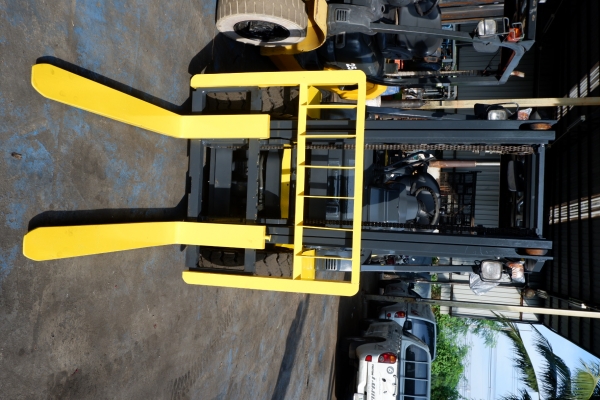 ขายรถโฟร์คลิฟท์มือสองสภาพดี ขายรถโฟร์คลิฟท์มือสองสภาพดี