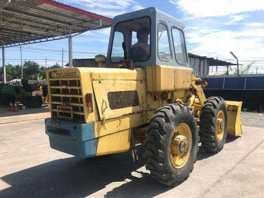 ขายรถตักKOMATSUรุ่นJH30Bรถนอกนำเข้าไม่เคยใช้งานในไทย สภาพดี เครื่องดีเซล4สูบลดเหลือ340000บาท081-8302909  จิรโรจน์ Line : jiraroj2909