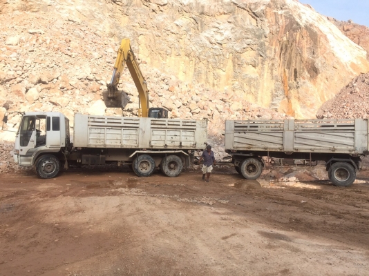 ขาย sumo227 หัวเก๋ง โปรเฟียนอก เครื่องเดิม em100 220 แรงม้า ช่วงล่างเดิม แม่-ลูก ขาย sumo227 หัวเก๋ง โปรเฟียนอก เครื่องเดิม em100 220 แรงม้า ช่วงล่างเดิม แม่-ลูก