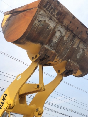 ขายรถตักล้อยาง FURUKAWA FL335-3 (TCM L27-3) ปี 2006 นำเข้าเองจากญี่ปุ่น สภาพสวยพร้อมใช้ มีVDOการทำงานครับ